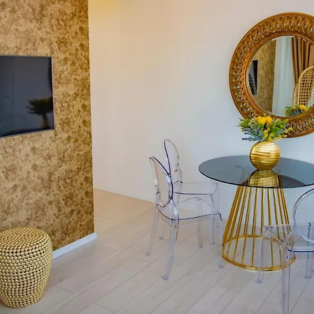 Summerland Luxury Velvet Front Sea View *