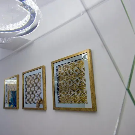 Apartment Summerland Luxury Velvet Front Sea View Mamaia