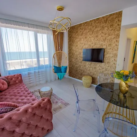 Summerland Luxury Velvet Front Sea View Mamaia