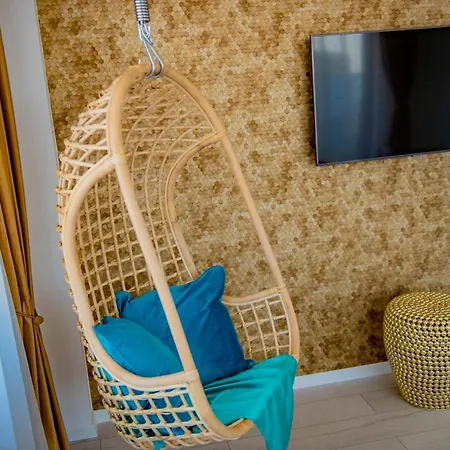 Summerland Luxury Velvet Front Sea View