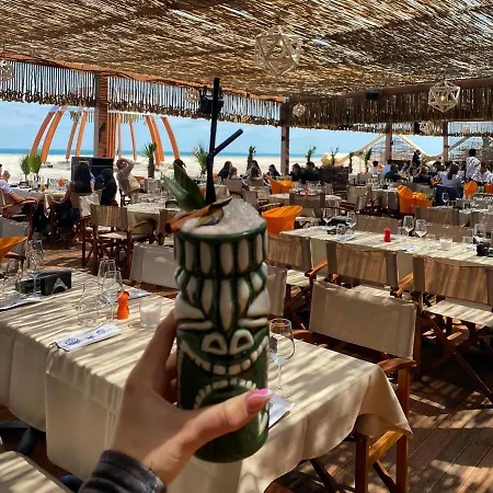 Summerland Luxury Velvet Front Sea View