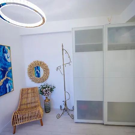 شقة Summerland Luxury Velvet Front Sea View *