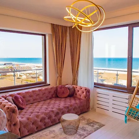 Summerland Luxury Velvet Front Sea View *