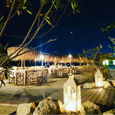 Apartament Summerland Luxury Velvet Front Sea View