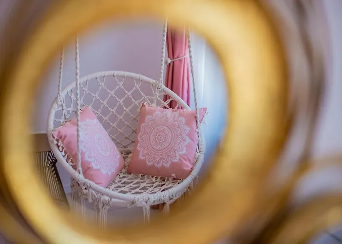 Summerland Luxury Velvet Front Sea View