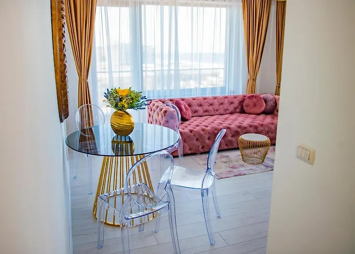 Summerland Luxury Velvet Front Sea View