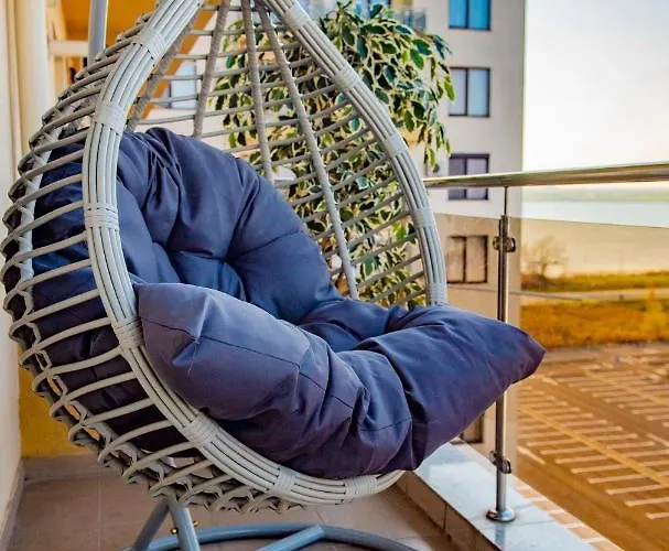 Apartment Summerland Luxury Velvet Front Sea View Mamaia