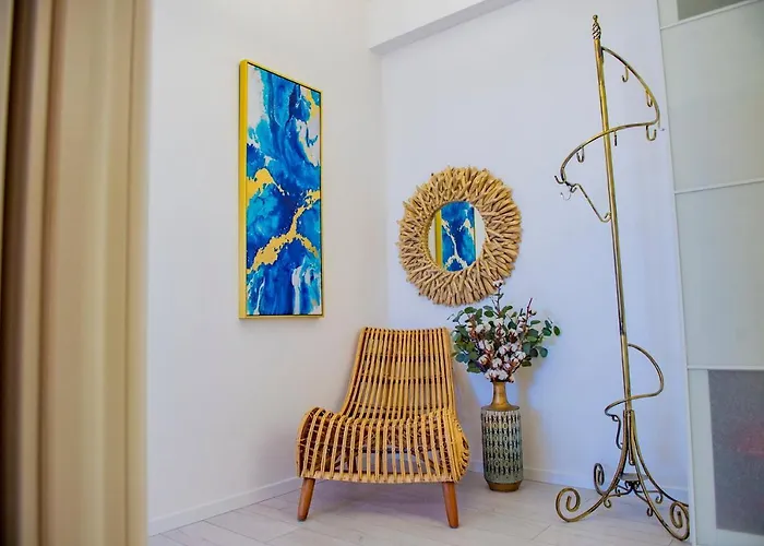 Summerland Luxury Velvet Front Sea View