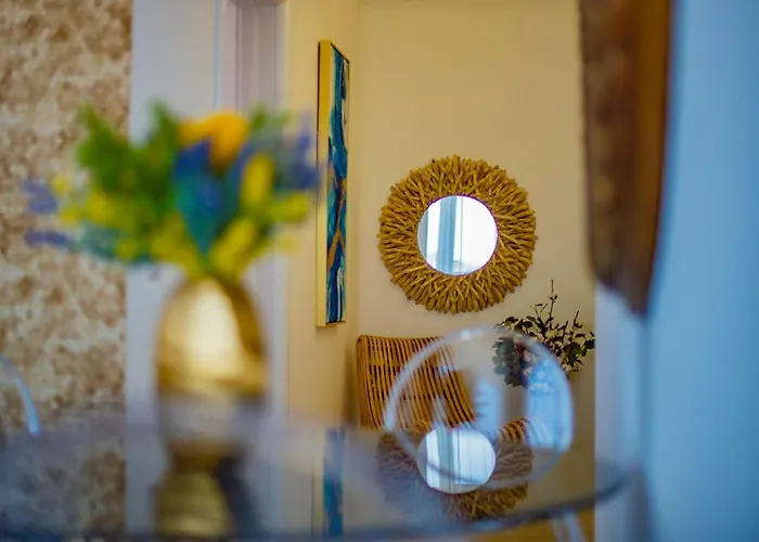 Apartment Summerland Luxury Velvet Front Sea View Mamaia