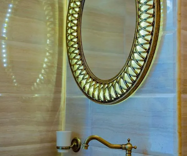 Apartment Summerland Luxury Velvet Front Sea View Mamaia