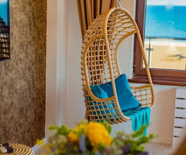 Summerland Luxury Velvet Front Sea View *