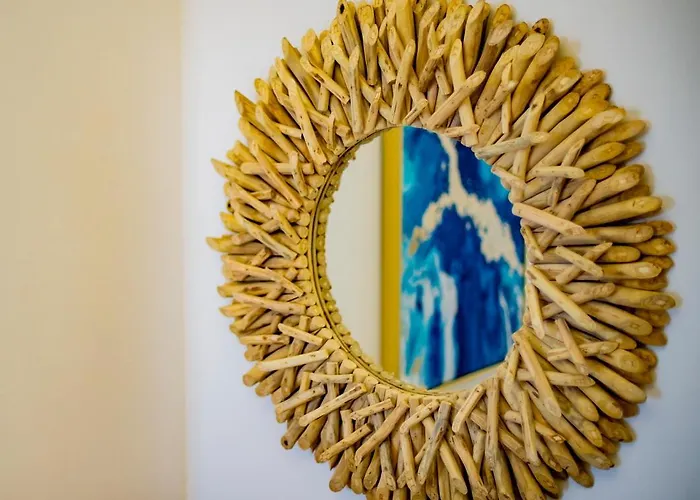 Apartment Summerland Luxury Velvet Front Sea View