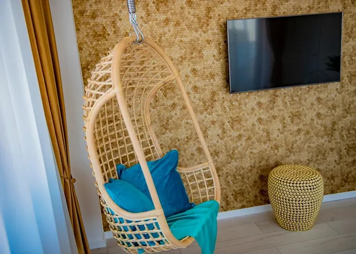 Summerland Luxury Velvet Front Sea View