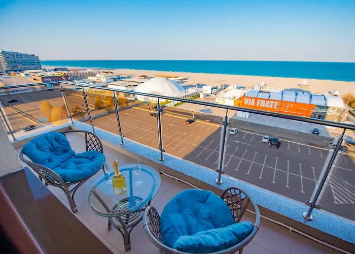 Summerland Luxury Velvet Front Sea View Apartment *