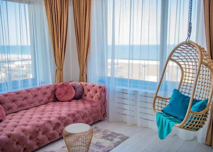 Summerland Luxury Velvet Front Sea View *