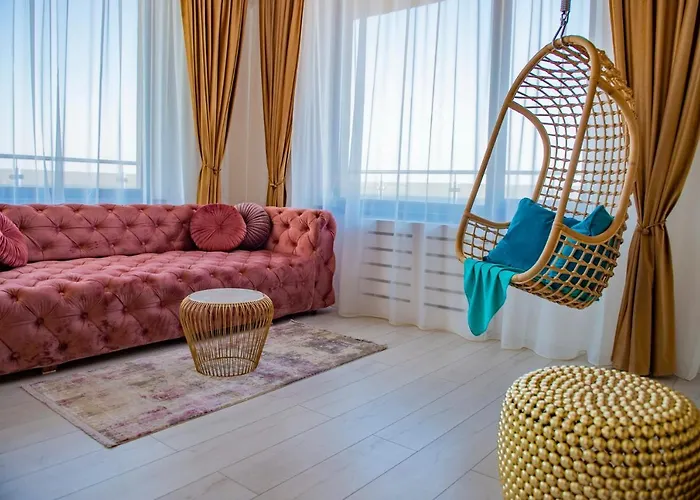 Apartment Summerland Luxury Velvet Front Sea View Mamaia