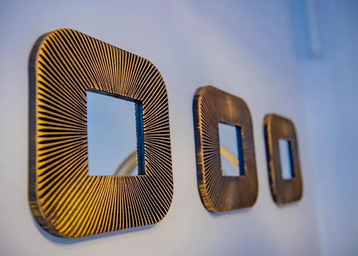 Summerland Luxury Velvet Front Sea View Apartment *