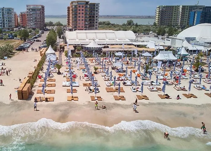 Summerland Luxury Velvet Front Sea View