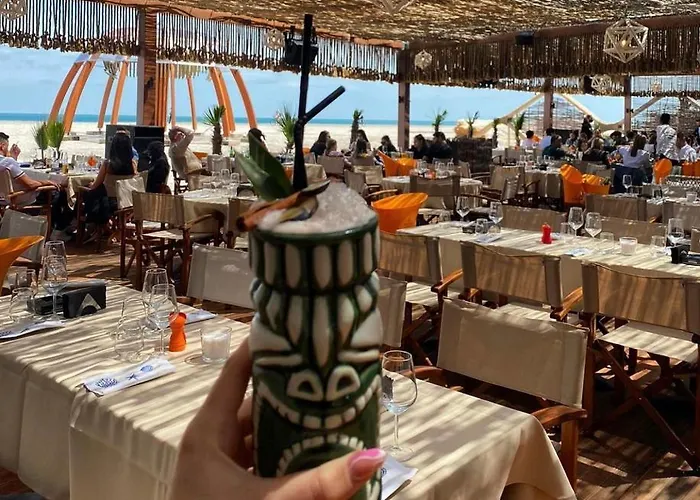 Summerland Luxury Velvet Front Sea View